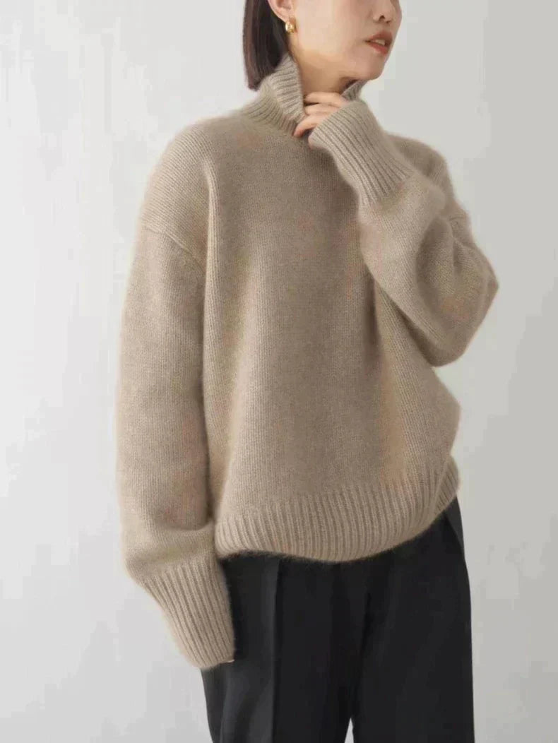 Luxurious Cashmere Roll Neck Sweater for Women