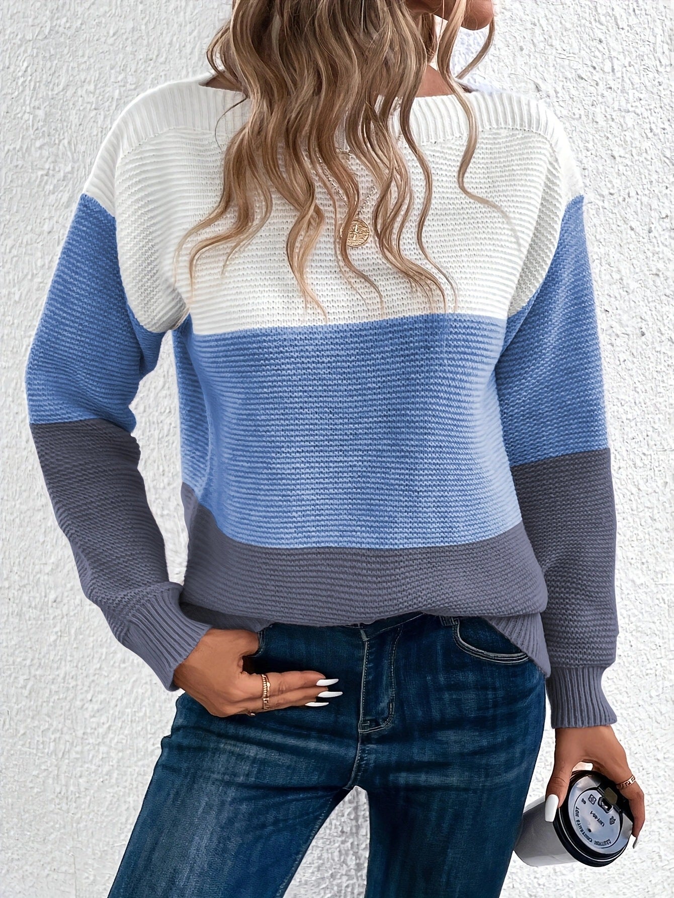 Joann™ - Versatile Knitted Sweater for Every Occasion