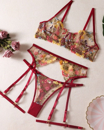 Nadya | Exquisite 3-Piece French Lingerie Set